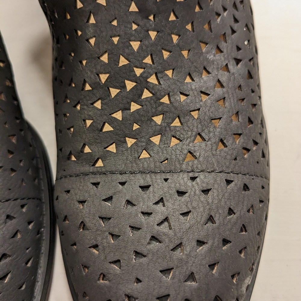 π€ Naturalizer Wanita Perforated Ankle Booties, 8W, NWOB - Picture 12 of 12